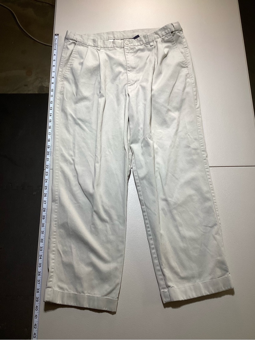 Puritan Men's Pleated Chinos in Light Cream